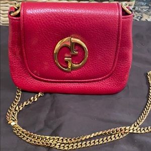 Gucci mini crossbody with gold chain
